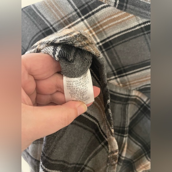 ✨Umgee Flannel Button Up Thick Size S - Picture 8 of 8